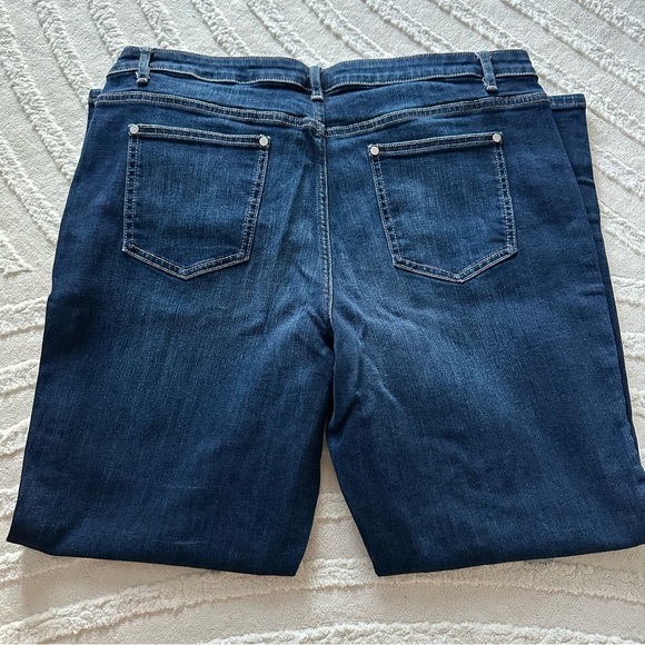 Simply Vera Vera Wang | Straight Leg Jeans - Picture 5 of 5